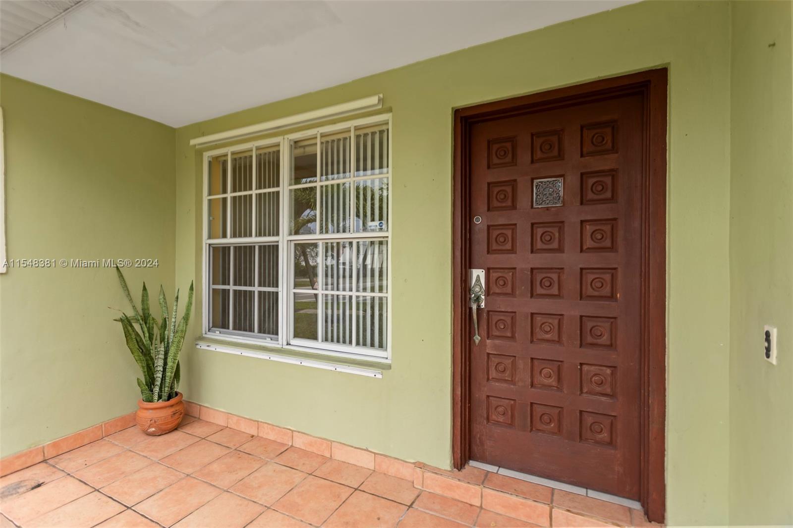 2560 NE 207th Ter, Miami, Florida 33180, 3 Bedrooms Bedrooms, ,2 BathroomsBathrooms,Residential,For Sale,2560 NE 207th Ter,A11548381