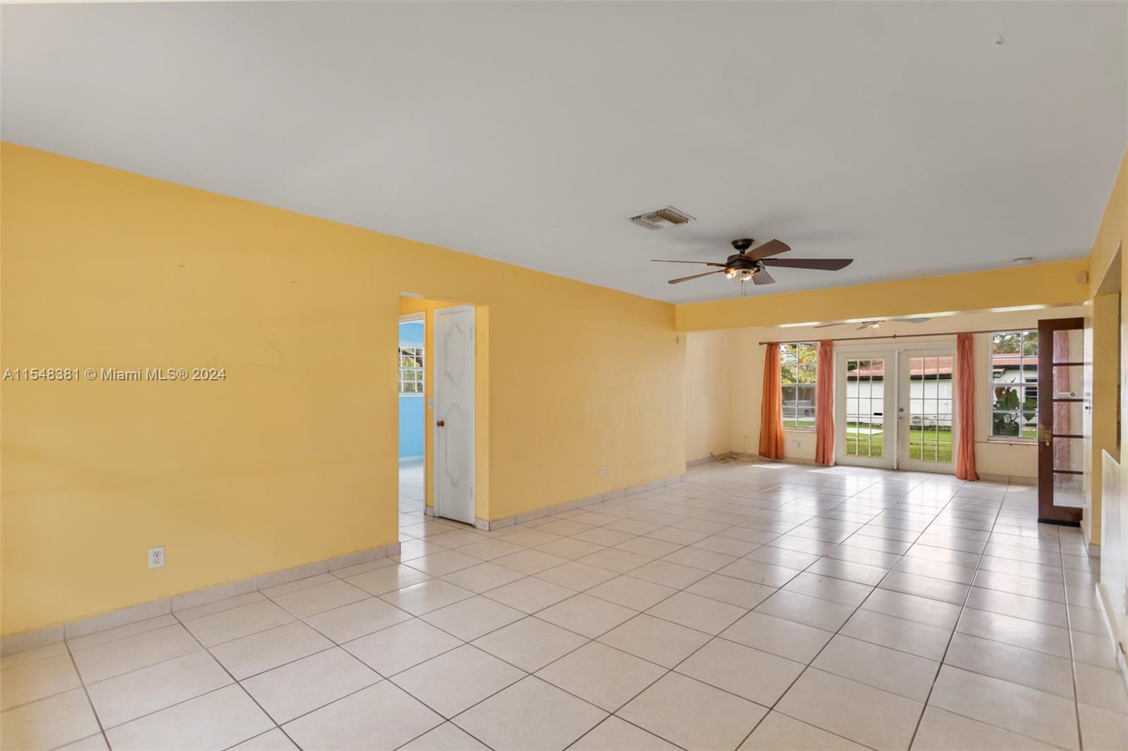 2560 207th Ter, Miami, FL, 33180 United States, 3 Bedrooms Bedrooms, ,2 BathroomsBathrooms,Residential,For Sale,207th Ter,A11548381