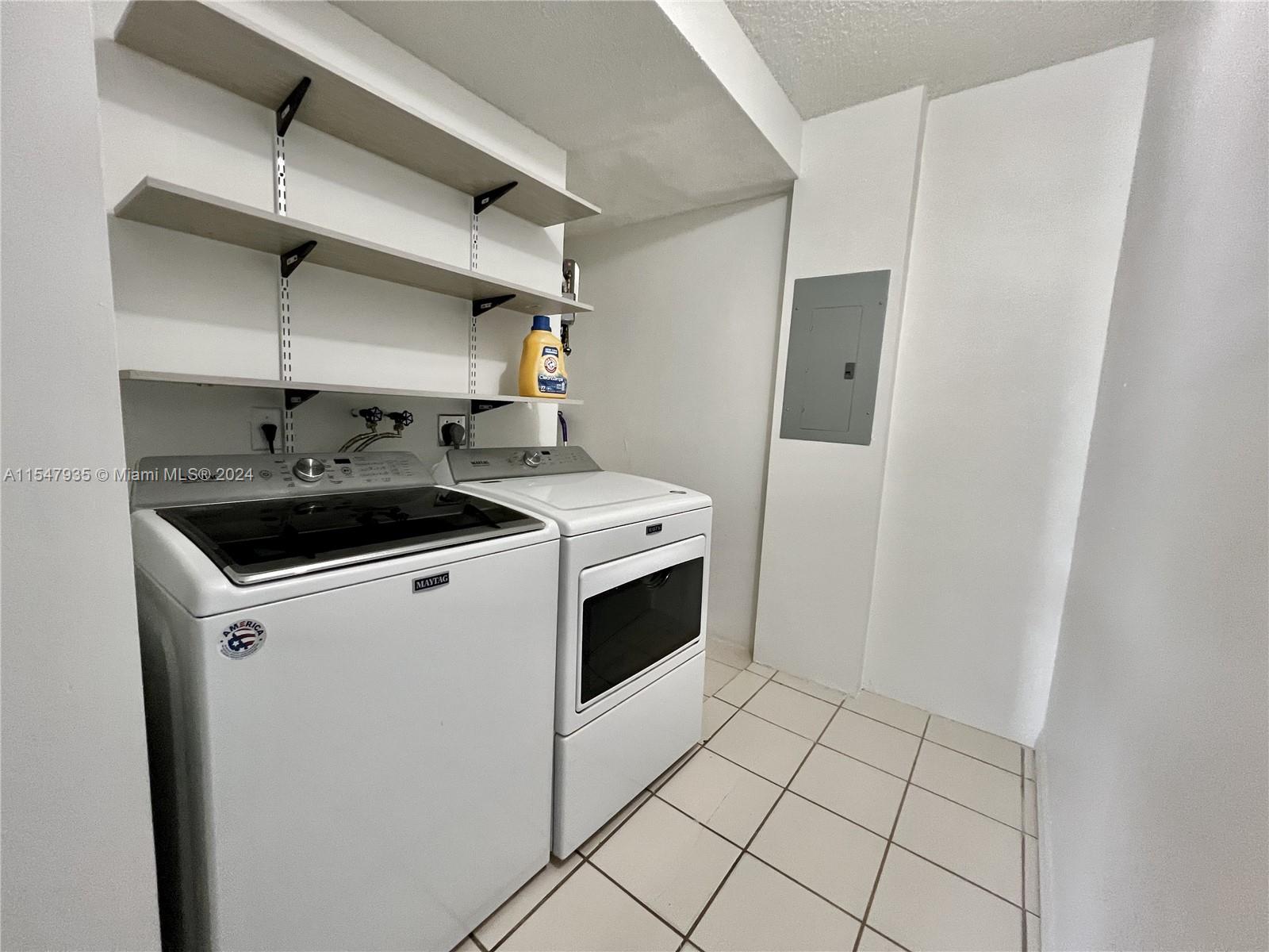 5850 SW 156th Ct, Miami, Florida 33193, 3 Bedrooms Bedrooms, ,1 BathroomBathrooms,Residentiallease,For Rent,5850 SW 156th Ct,A11547935
