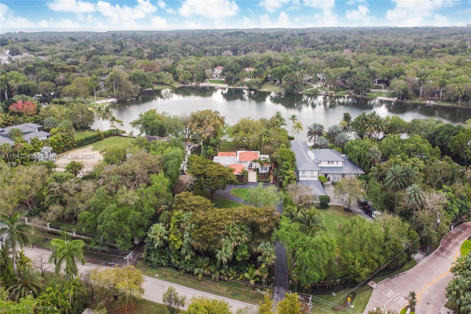 5320 Kendall Dr, Coral Gables, FL, 33156 United States, 5 Bedrooms Bedrooms, ,3 BathroomsBathrooms,Residential,For Sale,Kendall Dr,A11547298