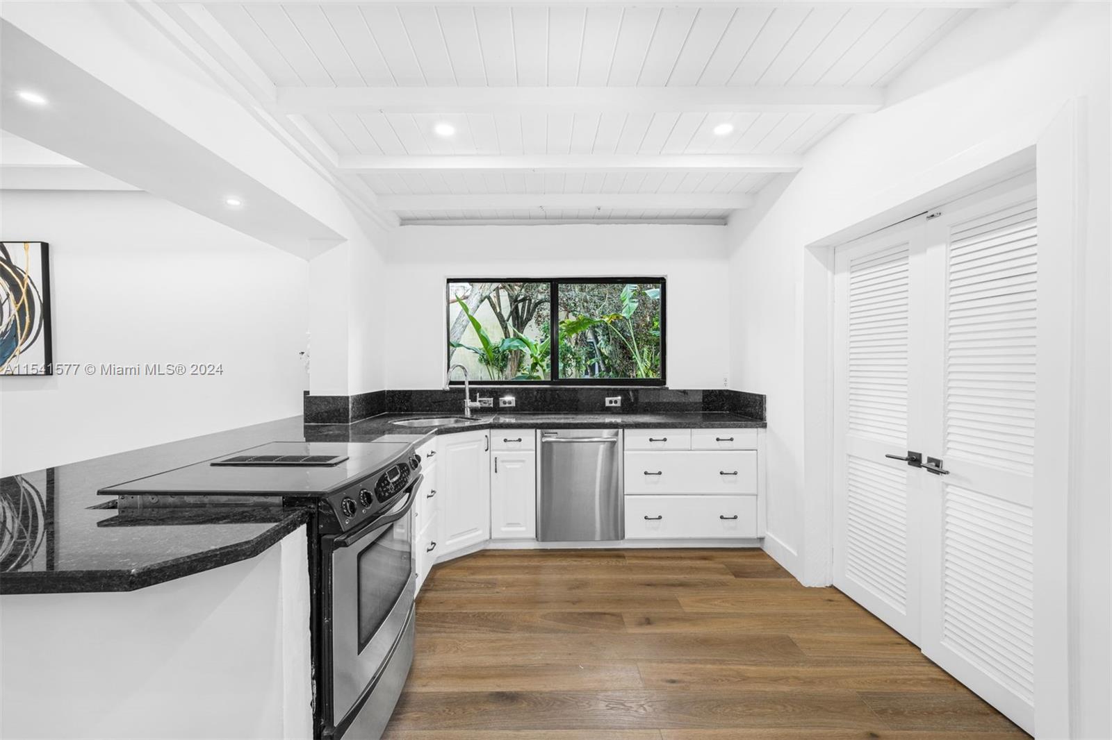 76 NW 97th St, Miami Shores, Florida 33150, 3 Bedrooms Bedrooms, ,3 BathroomsBathrooms,Residential,For Sale,76 NW 97th St,A11541577