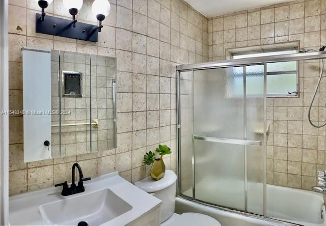 2219 Polk St 7B, Hollywood, Florida 33020, 1 Bedroom Bedrooms, ,1 BathroomBathrooms,Residentiallease,For Rent,2219 Polk St 7B,A11548348