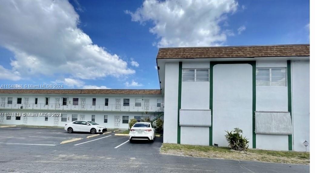 2219 Polk St 7B, Hollywood, Florida 33020, 1 Bedroom Bedrooms, ,1 BathroomBathrooms,Residentiallease,For Rent,2219 Polk St 7B,A11548348