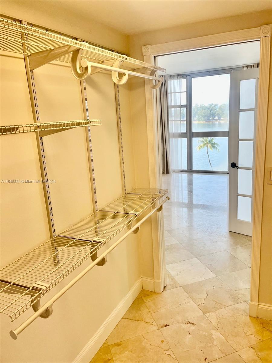 2451 Brickell Ave, Miami, FL, 33129 United States, 1 Bedroom Bedrooms, ,1 BathroomBathrooms,Residential,For Sale,Brickell Ave,A11548328