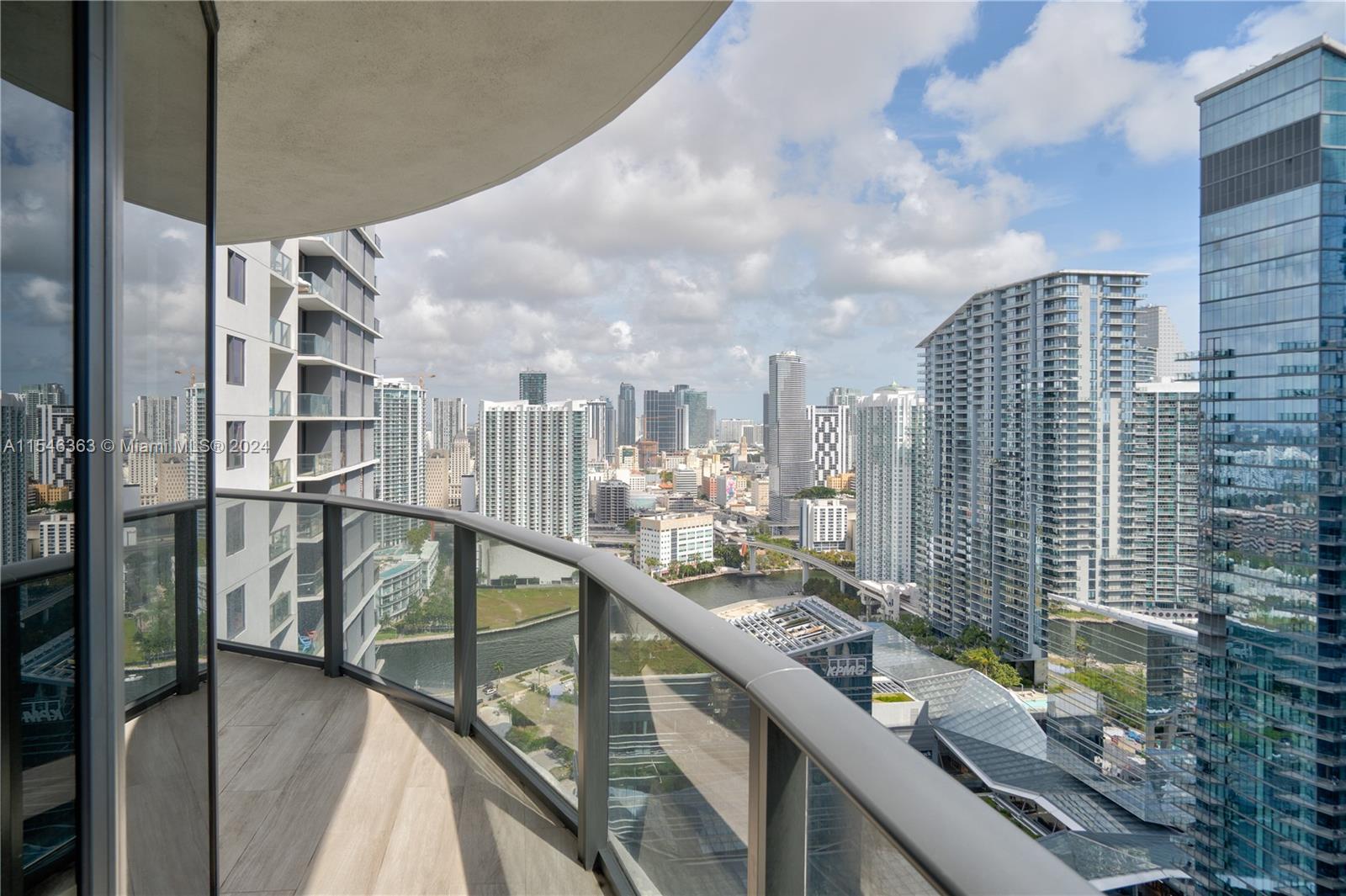 55 9th St, Miami, FL, 33130 United States, 2 Bedrooms Bedrooms, ,2 BathroomsBathrooms,Residential,For Sale,9th St,A11546363