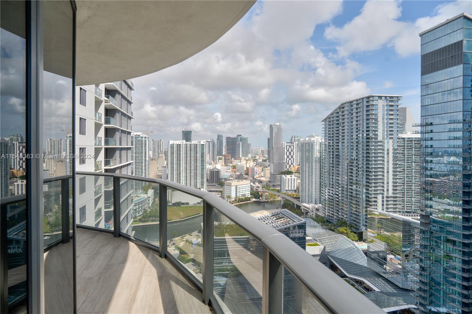 55 9th St, Miami, FL, 33130 United States, 2 Bedrooms Bedrooms, ,2 BathroomsBathrooms,Residential,For Sale,9th St,A11546363