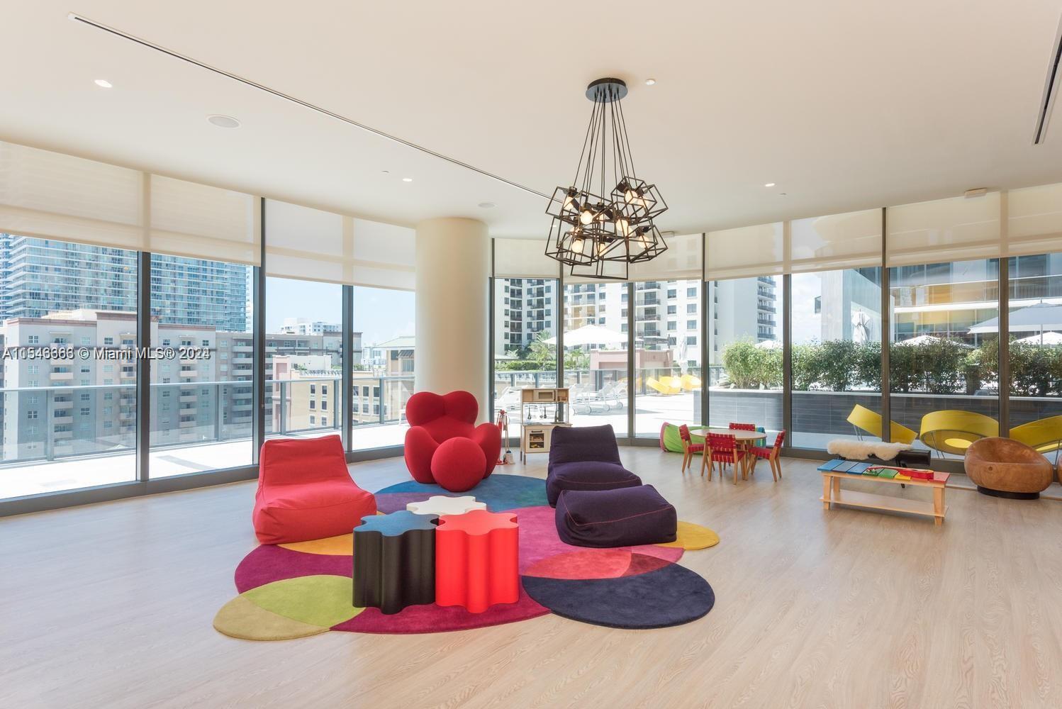 55 SW 9th St 3601, Miami, Florida 33130, 2 Bedrooms Bedrooms, ,2 BathroomsBathrooms,Residential,For Sale,55 SW 9th St 3601,A11546363