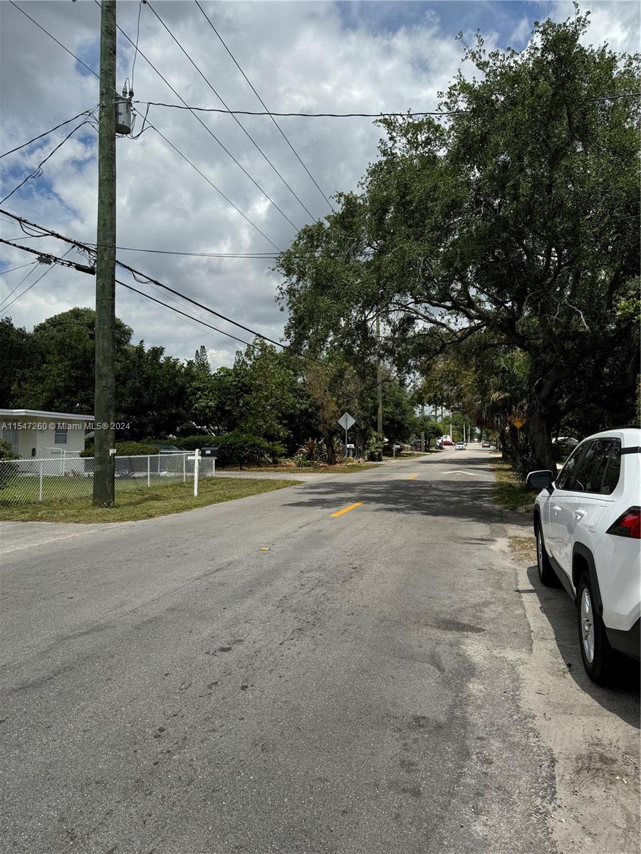 1507 N 58th Ave, Hollywood, Florida 33021, 3 Bedrooms Bedrooms, ,2 BathroomsBathrooms,Residential,For Sale,1507 N 58th Ave,A11547260