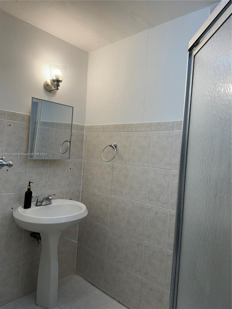 1585 NE 139th St, North Miami, Florida 33161, 4 Bedrooms Bedrooms, ,3 BathroomsBathrooms,Residential,For Sale,1585 NE 139th St,A11547284