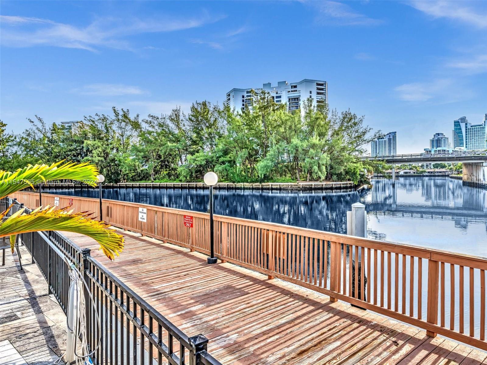 400 Diplomat Pkwy 211, Hallandale Beach, Florida 33009, 2 Bedrooms Bedrooms, ,2 BathroomsBathrooms,Residential,For Sale,400 Diplomat Pkwy 211,A11547595