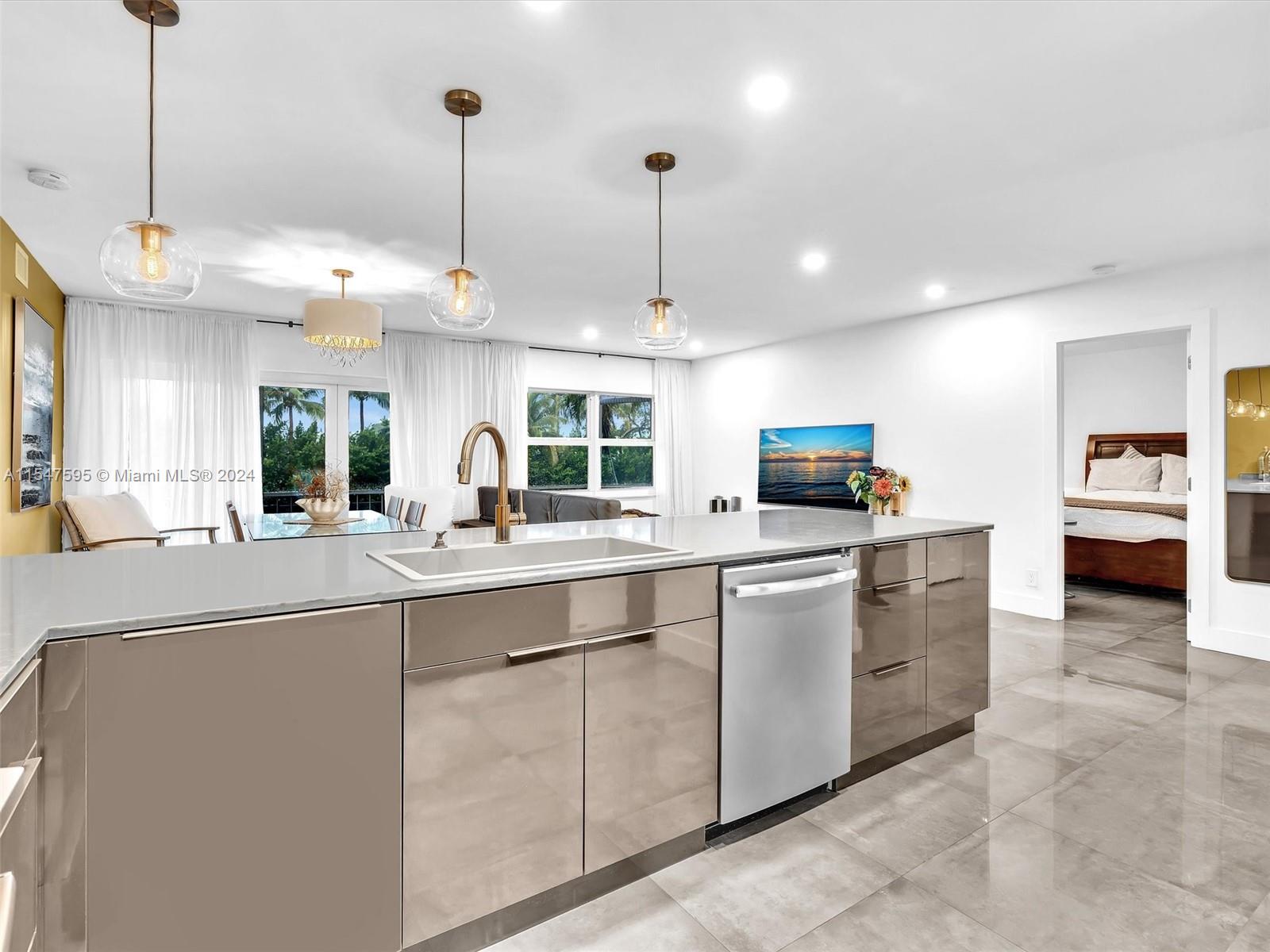 400 Diplomat Pkwy 211, Hallandale Beach, Florida 33009, 2 Bedrooms Bedrooms, ,2 BathroomsBathrooms,Residential,For Sale,400 Diplomat Pkwy 211,A11547595