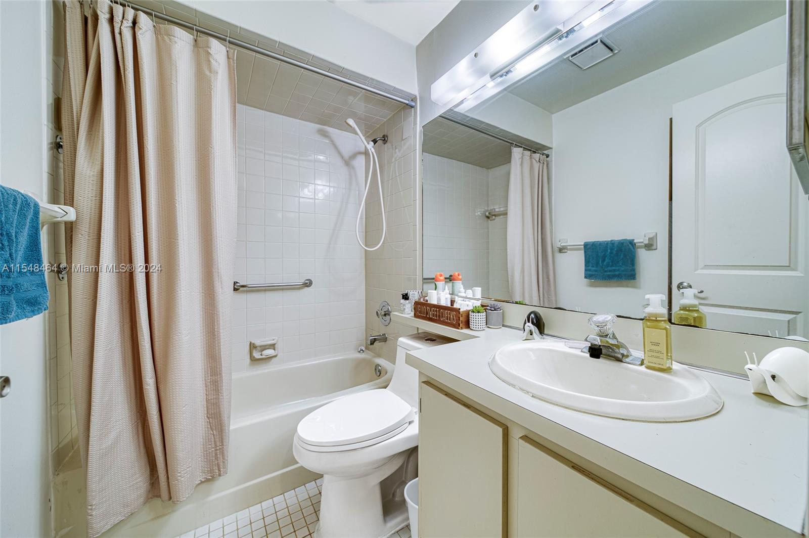 8122 NW 100th Dr 8122, Tamarac, Florida 33321, 2 Bedrooms Bedrooms, ,2 BathroomsBathrooms,Residential,For Sale,8122 NW 100th Dr 8122,A11548464