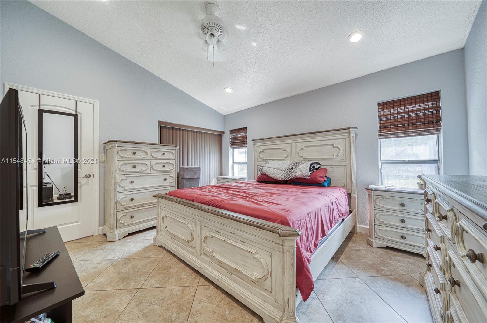 8122 NW 100th Dr 8122, Tamarac, Florida 33321, 2 Bedrooms Bedrooms, ,2 BathroomsBathrooms,Residential,For Sale,8122 NW 100th Dr 8122,A11548464