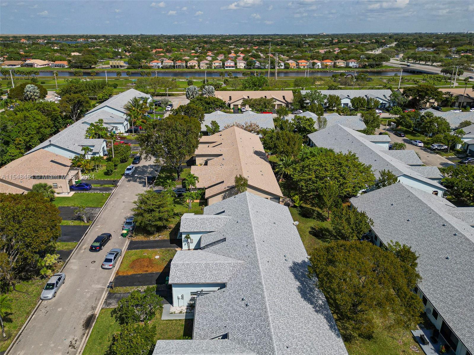 8122 NW 100th Dr 8122, Tamarac, Florida 33321, 2 Bedrooms Bedrooms, ,2 BathroomsBathrooms,Residential,For Sale,8122 NW 100th Dr 8122,A11548464