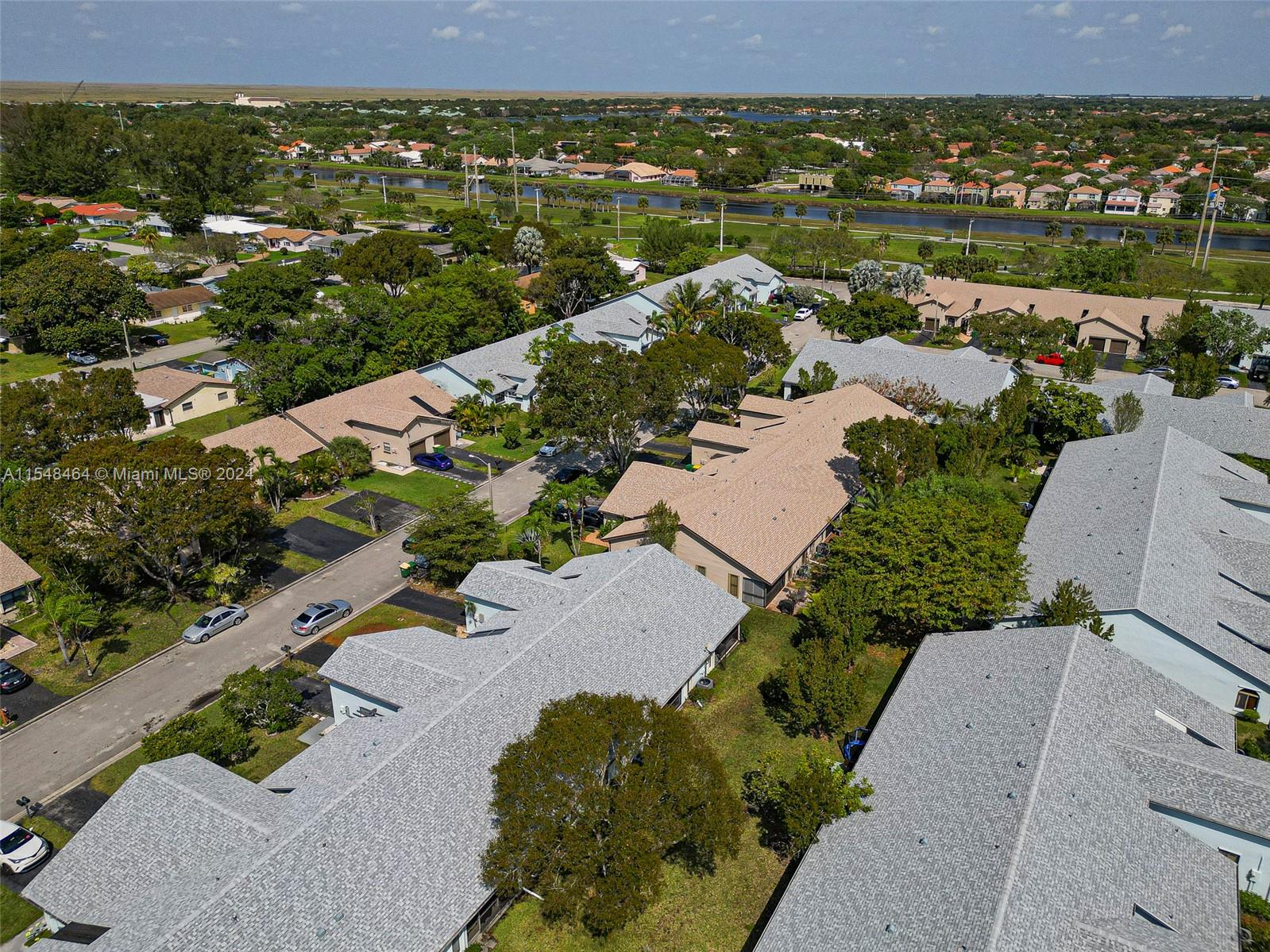 8122 NW 100th Dr 8122, Tamarac, Florida 33321, 2 Bedrooms Bedrooms, ,2 BathroomsBathrooms,Residential,For Sale,8122 NW 100th Dr 8122,A11548464