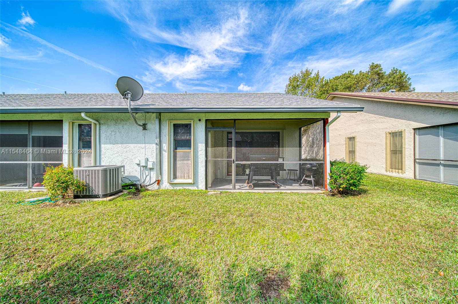 8122 NW 100th Dr 8122, Tamarac, Florida 33321, 2 Bedrooms Bedrooms, ,2 BathroomsBathrooms,Residential,For Sale,8122 NW 100th Dr 8122,A11548464