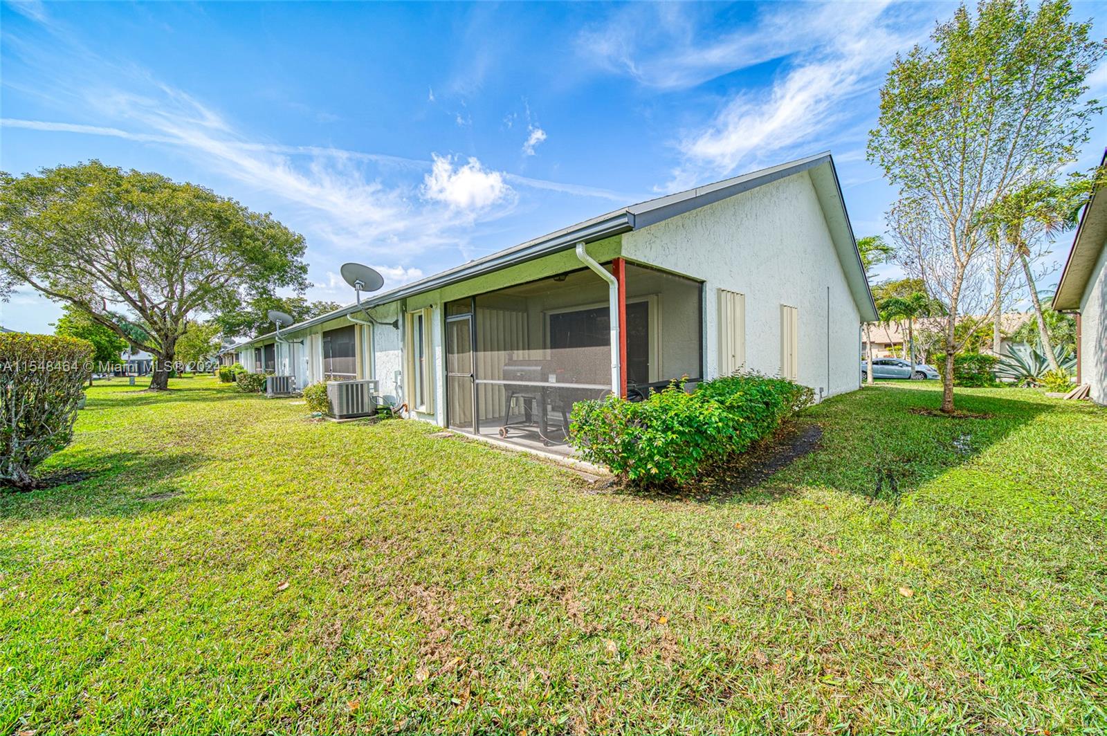 8122 NW 100th Dr 8122, Tamarac, Florida 33321, 2 Bedrooms Bedrooms, ,2 BathroomsBathrooms,Residential,For Sale,8122 NW 100th Dr 8122,A11548464