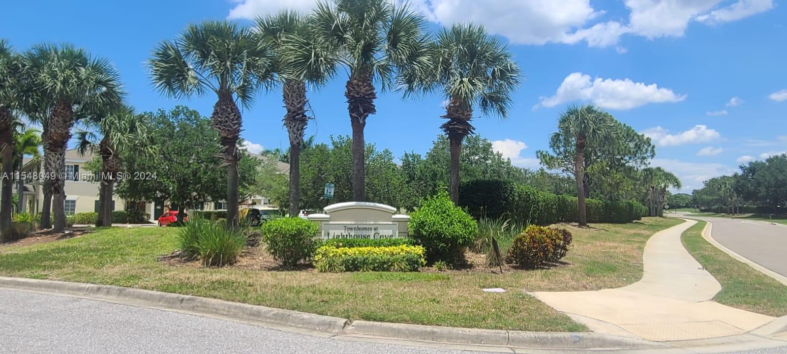 353 Cape Harbour loop, Bradenton, FL, 34212 United States, 3 Bedrooms Bedrooms, ,2 BathroomsBathrooms,Residential,For Sale,Cape Harbour loop,A11548049