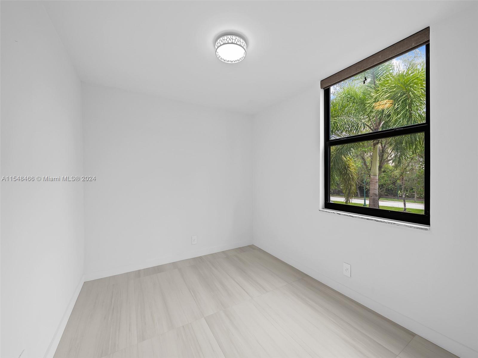 20200 W Country Club Dr 106, Aventura, Florida 33180, 3 Bedrooms Bedrooms, ,2 BathroomsBathrooms,Residential,For Sale,20200 W Country Club Dr 106,A11548466