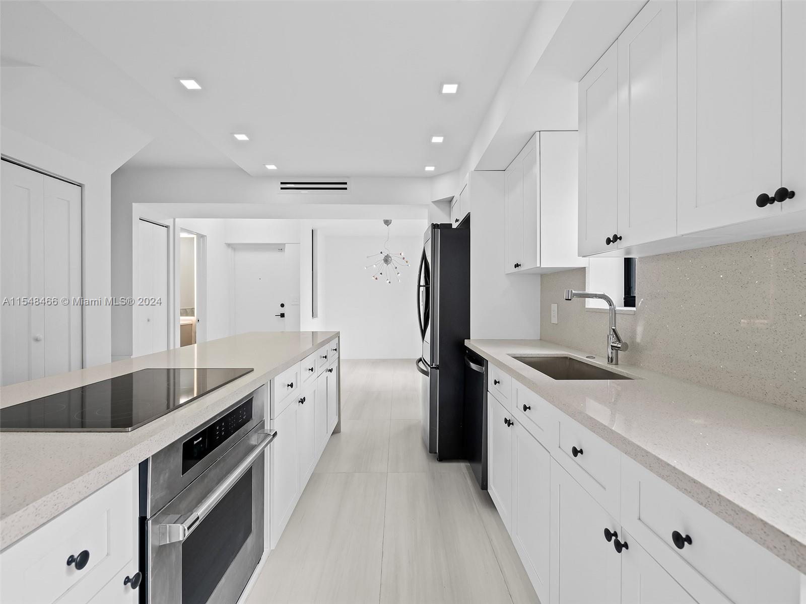 20200 W Country Club Dr 106, Aventura, Florida 33180, 3 Bedrooms Bedrooms, ,2 BathroomsBathrooms,Residential,For Sale,20200 W Country Club Dr 106,A11548466