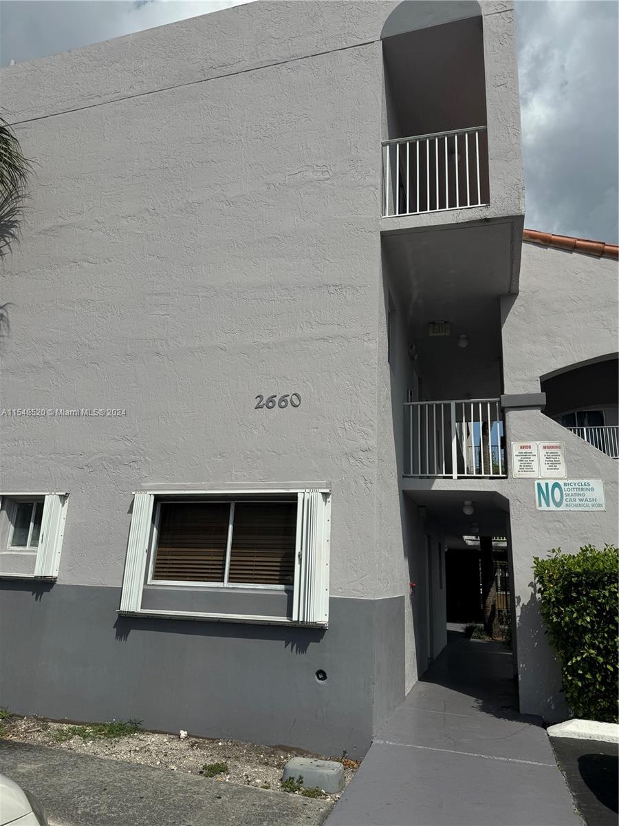 2660 76th St, Hialeah, FL, 33016 United States, 2 Bedrooms Bedrooms, ,1 BathroomBathrooms,Residential,For Sale,76th St,A11548520