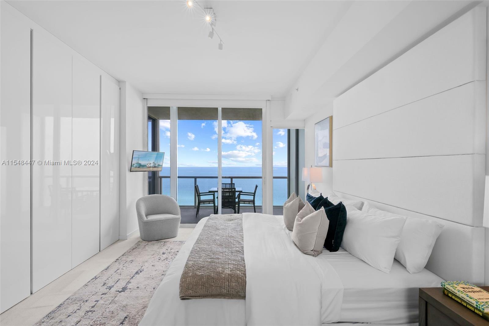 100 S Pointe Dr 2107, Miami Beach, Florida 33139, 2 Bedrooms Bedrooms, ,2 BathroomsBathrooms,Residential,For Sale,100 S Pointe Dr 2107,A11548447