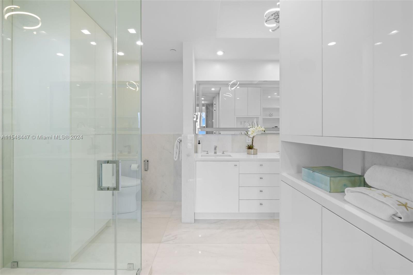 100 S Pointe Dr 2107, Miami Beach, Florida 33139, 2 Bedrooms Bedrooms, ,2 BathroomsBathrooms,Residential,For Sale,100 S Pointe Dr 2107,A11548447