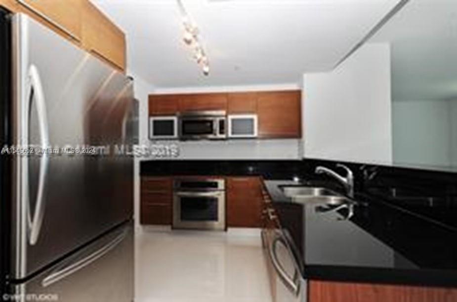 244 Biscayne Blvd 1502, Miami, Florida 33132, 2 Bedrooms Bedrooms, ,2 BathroomsBathrooms,Residentiallease,For Rent,244 Biscayne Blvd 1502,A11546652