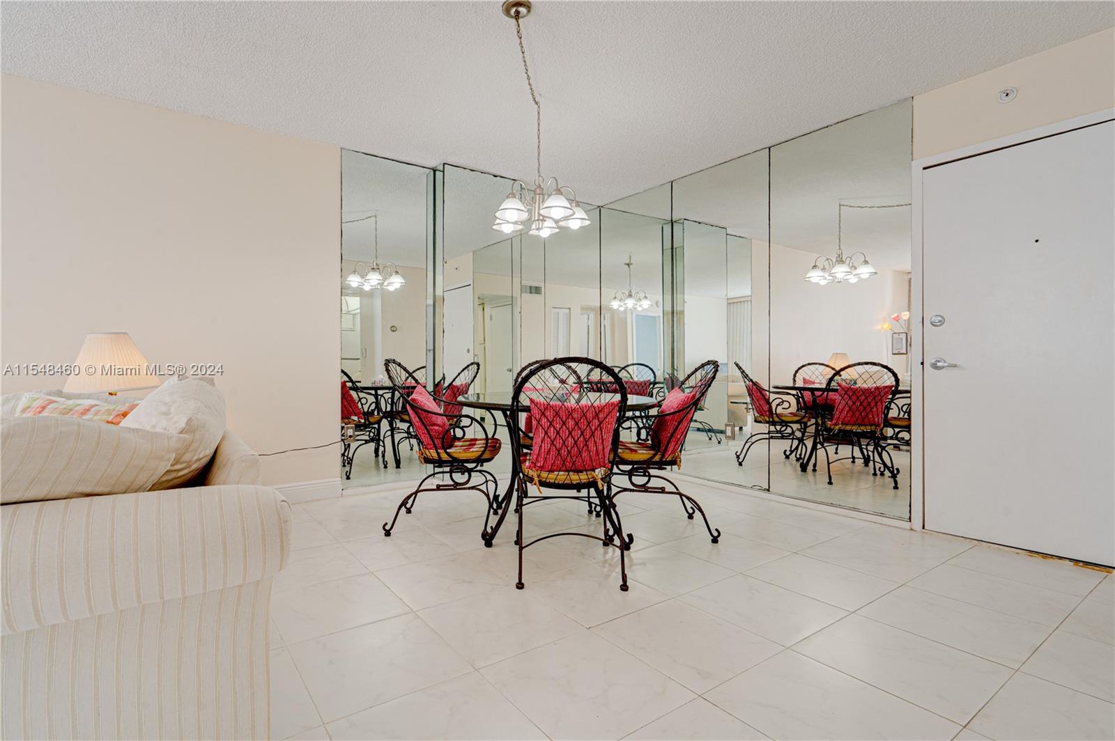 6969 Collins Ave, Miami Beach, FL, 33141 United States, 1 Bedroom Bedrooms, ,1 BathroomBathrooms,Residential,For Sale,Collins Ave,A11548460