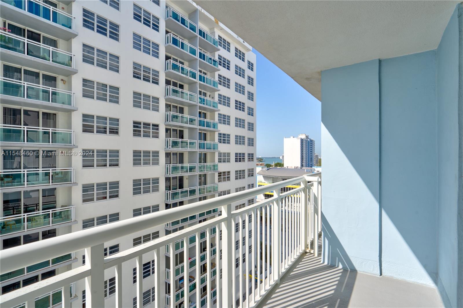 6969 Collins Ave, Miami Beach, FL, 33141 United States, 1 Bedroom Bedrooms, ,1 BathroomBathrooms,Residential,For Sale,Collins Ave,A11548460