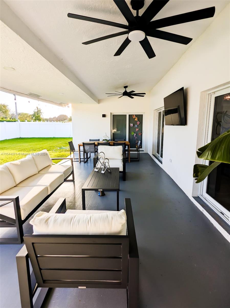 Listing Photo 19