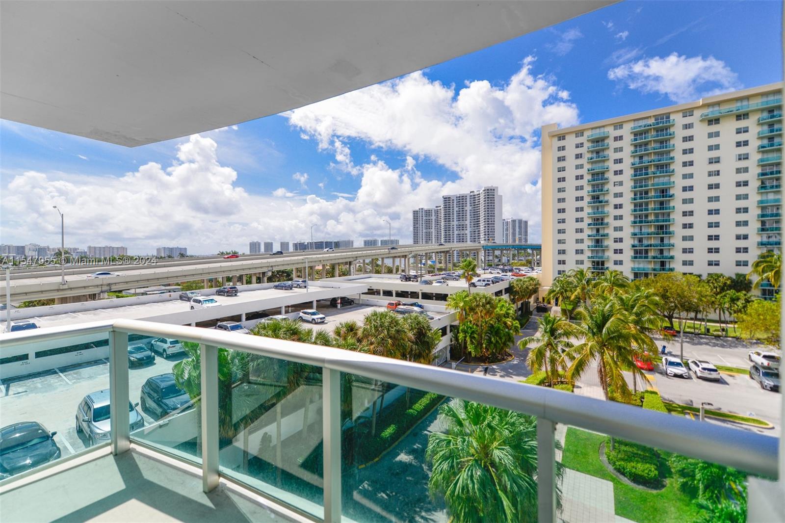 19380 Collins Ave, Sunny Isles Beach, FL, 33160 United States, 3 Bedrooms Bedrooms, ,2 BathroomsBathrooms,Residential,For Sale,Collins Ave,A11547955