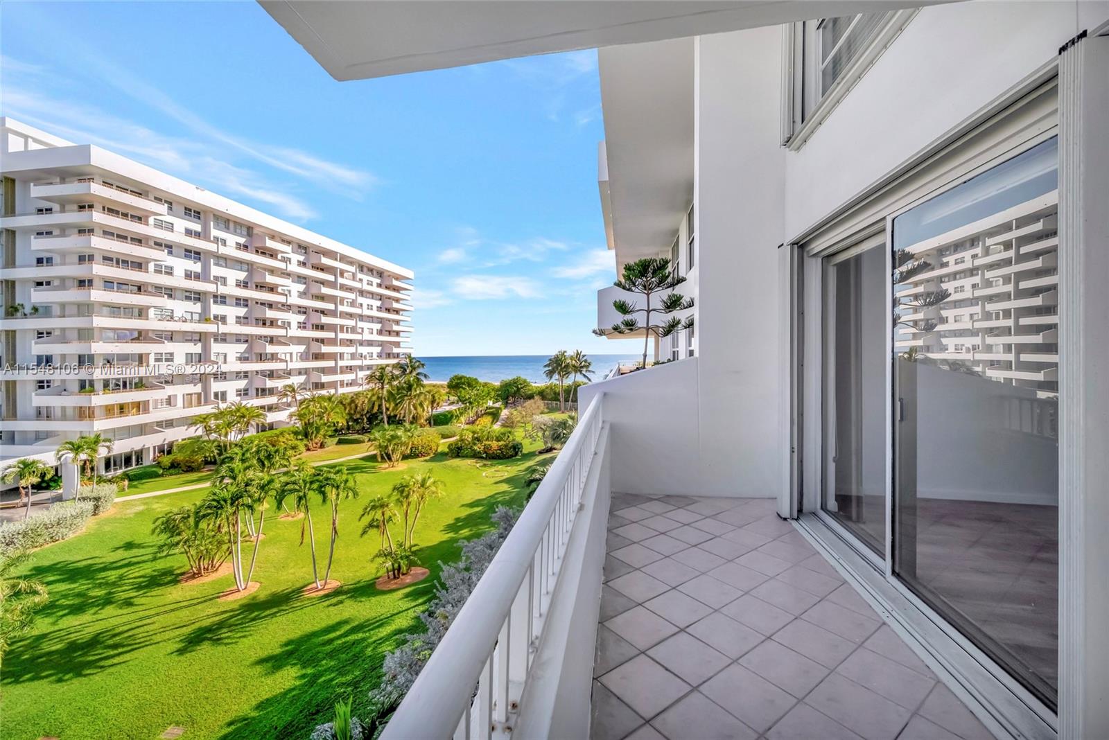 Key Biscayne, FL, 33149 United States, 1 Bedroom Bedrooms, ,1 BathroomBathrooms,Residential,For Sale,A11548106