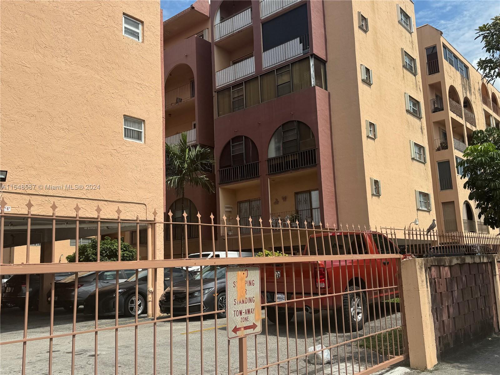 460 23rd St, Hialeah, FL, 33013 United States, 1 Bedroom Bedrooms, ,1 BathroomBathrooms,Residential,For Sale,23rd St,A11548587