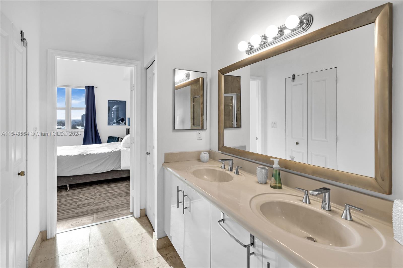 7900 Harbor Island Dr PH22, North Bay Village, Florida 33141, 2 Bedrooms Bedrooms, ,2 BathroomsBathrooms,Residential,For Sale,7900 Harbor Island Dr PH22,A11548564