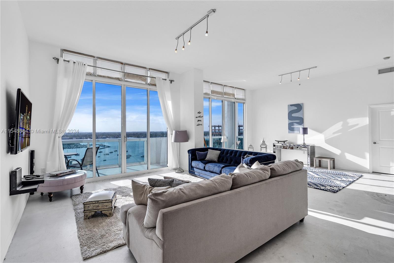 7900 Harbor Island Dr PH22, North Bay Village, Florida 33141, 2 Bedrooms Bedrooms, ,2 BathroomsBathrooms,Residential,For Sale,7900 Harbor Island Dr PH22,A11548564