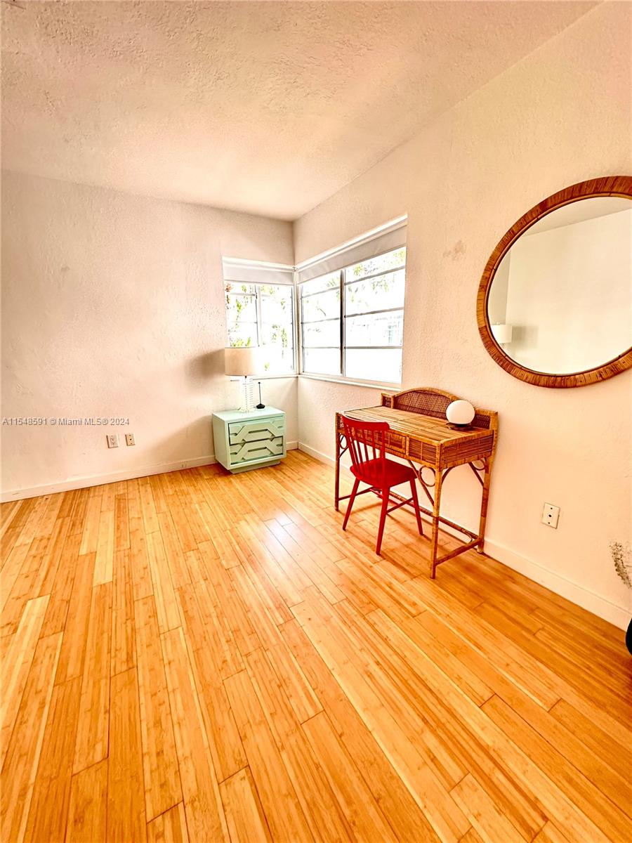 3915 Meridian Ave, Miami Beach, FL, 33140 United States, 1 Bedroom Bedrooms, ,1 BathroomBathrooms,Residential,For Sale,Meridian Ave,A11548591