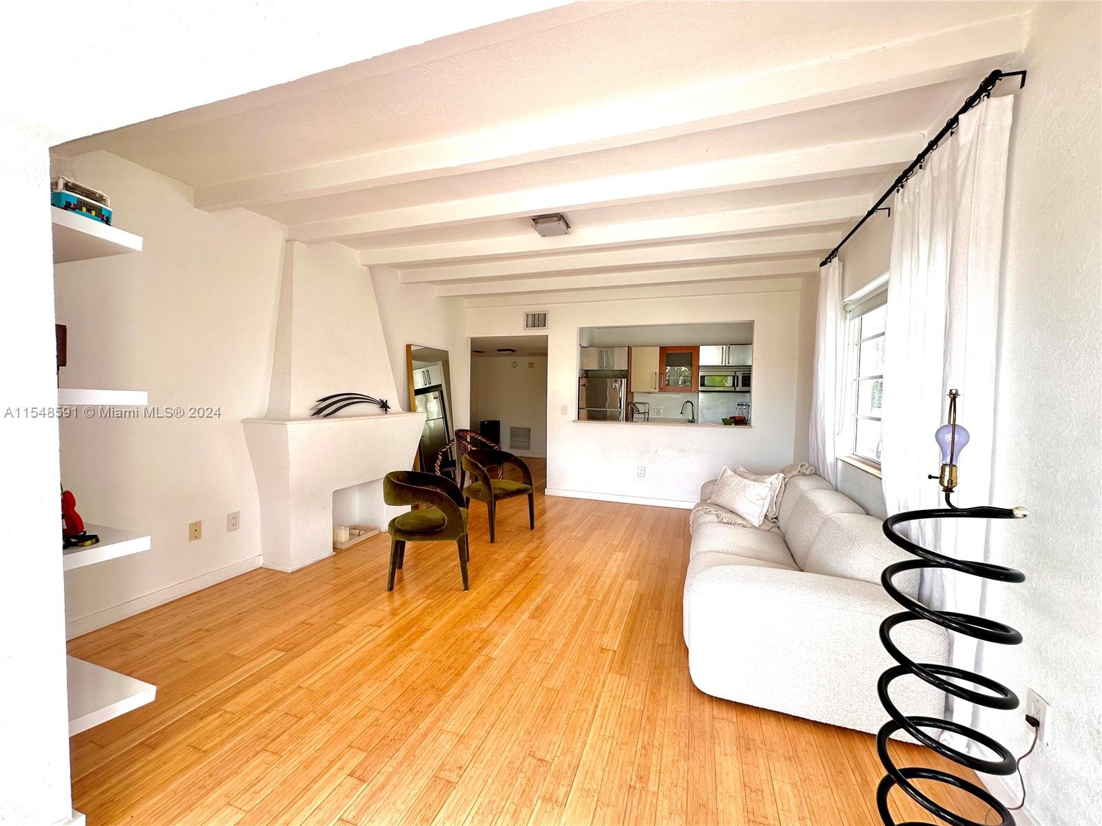 3915 Meridian Ave, Miami Beach, FL, 33140 United States, 1 Bedroom Bedrooms, ,1 BathroomBathrooms,Residential,For Sale,Meridian Ave,A11548591