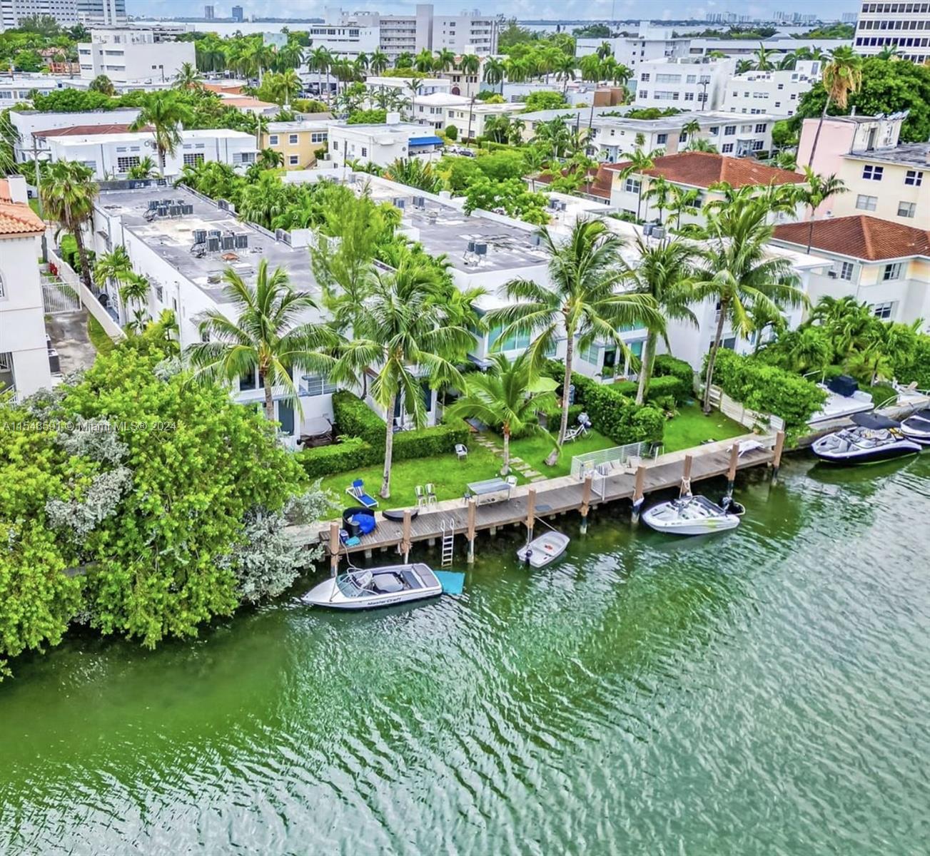 3915 Meridian Ave, Miami Beach, FL, 33140 United States, 1 Bedroom Bedrooms, ,1 BathroomBathrooms,Residential,For Sale,Meridian Ave,A11548591