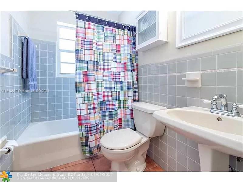 701 Garden Ct, Plantation, FL, 33317 United States, 2 Bedrooms Bedrooms, ,2 BathroomsBathrooms,Residential,For Sale,Garden Ct,A11548589