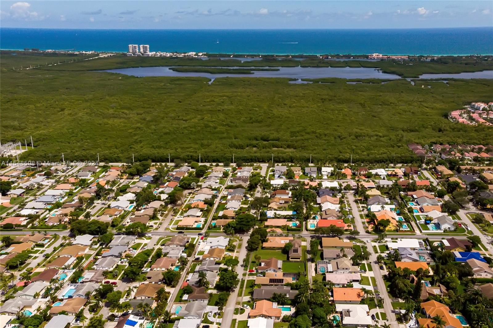 235 6th St, Dania Beach, FL, 33004 United States, 5 Bedrooms Bedrooms, ,3 BathroomsBathrooms,Residential,For Sale,6th St,A11548598