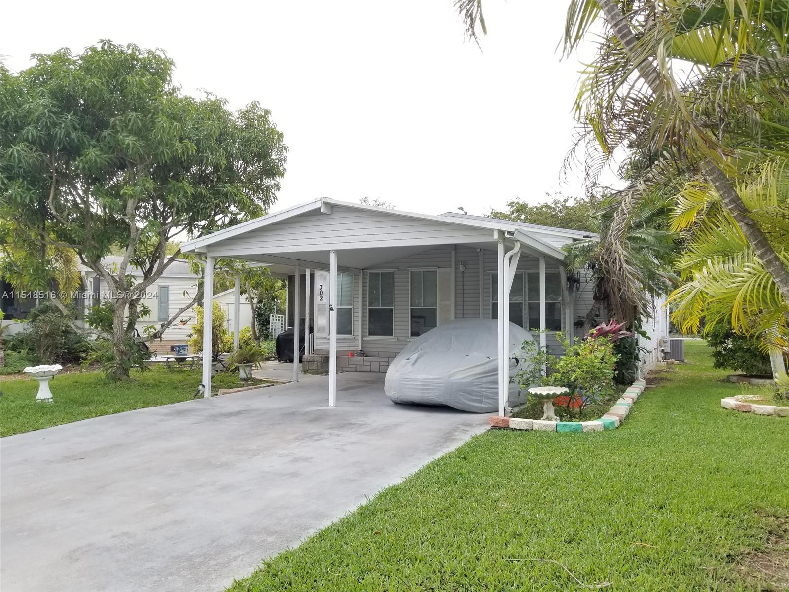 35303 SW 180th Ave unit 302, Homestead, Florida 33034, 3 Bedrooms Bedrooms, ,2 BathroomsBathrooms,Residential,For Sale,35303 SW 180th Ave unit 302,A11548516