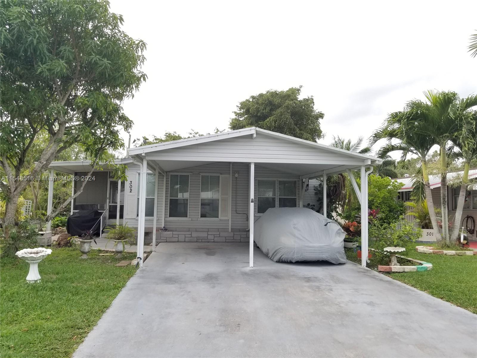 35303 SW 180th Ave unit 302, Homestead, Florida 33034, 3 Bedrooms Bedrooms, ,2 BathroomsBathrooms,Residential,For Sale,35303 SW 180th Ave unit 302,A11548516