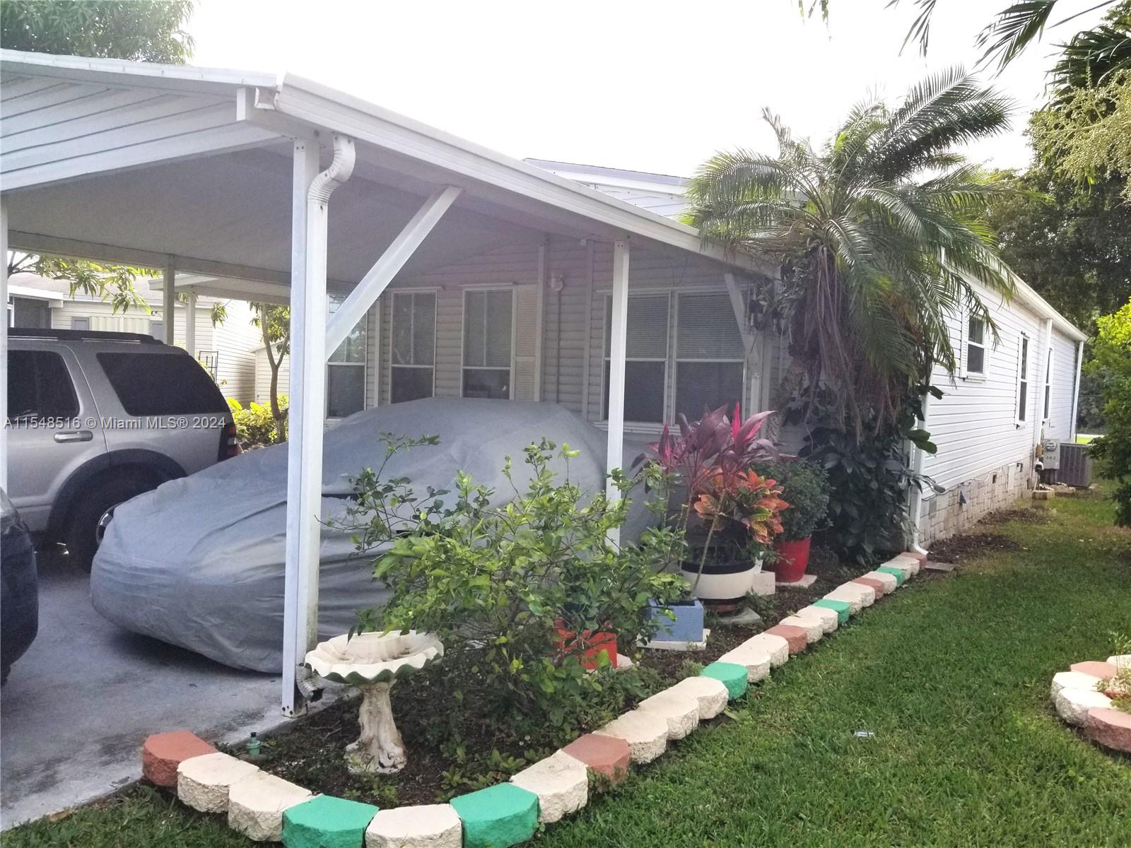 35303 SW 180th Ave unit 302, Homestead, Florida 33034, 3 Bedrooms Bedrooms, ,2 BathroomsBathrooms,Residential,For Sale,35303 SW 180th Ave unit 302,A11548516