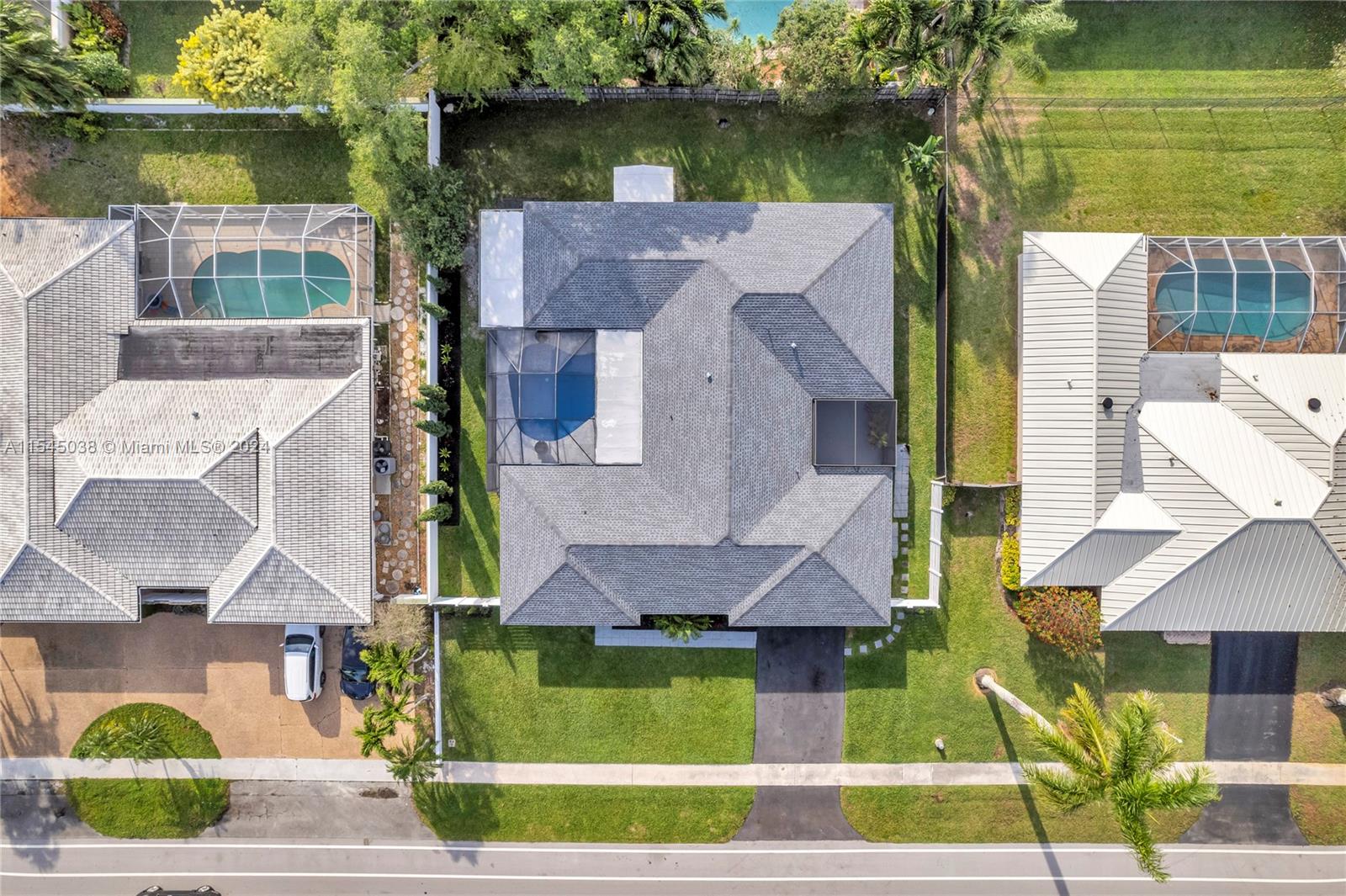 261 El Dorado Pkwy, Plantation, FL, 33317 United States, 5 Bedrooms Bedrooms, ,3 BathroomsBathrooms,Residential,For Sale,El Dorado Pkwy,A11545038