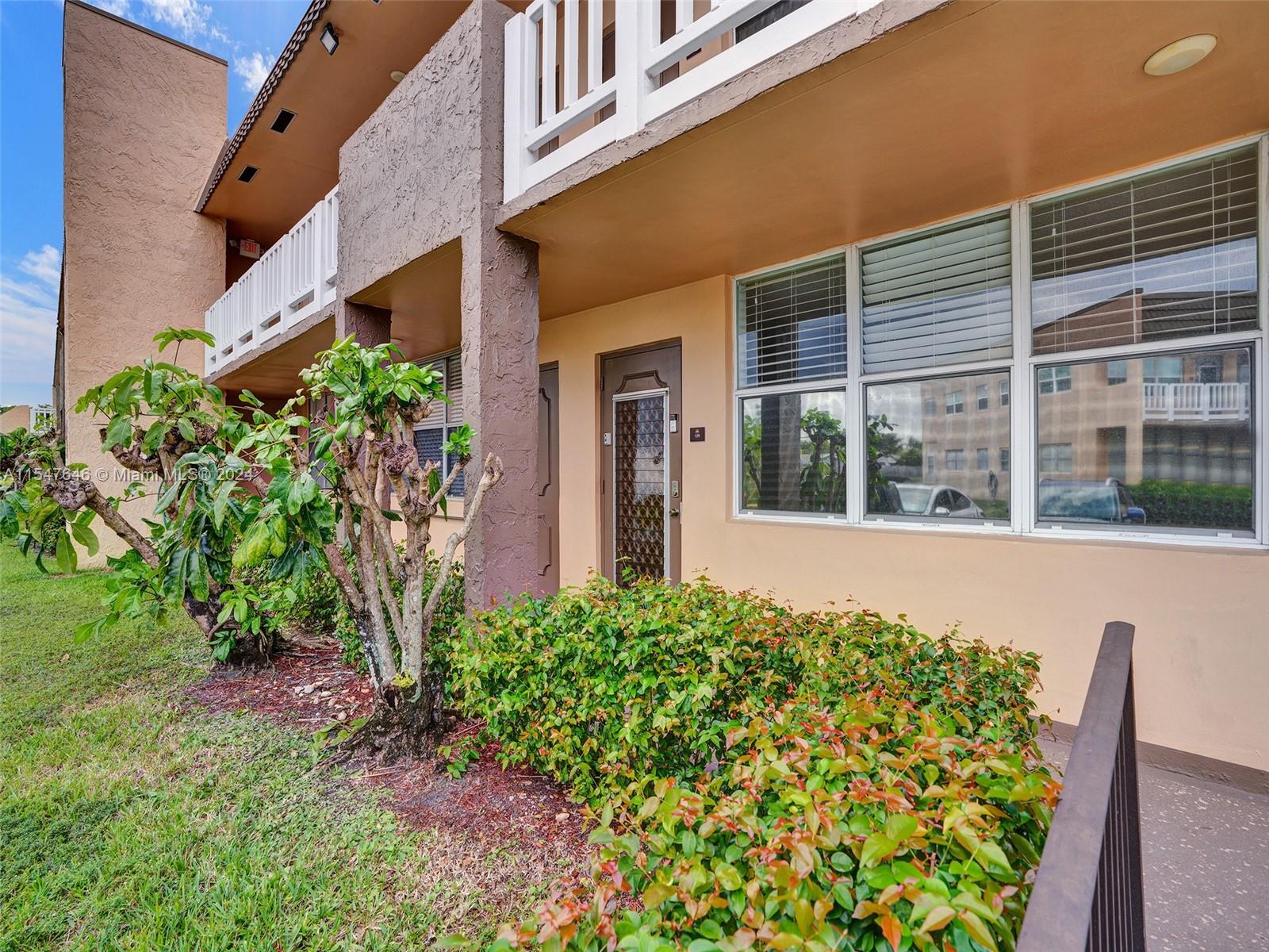 9061 Sunrise Lakes Blvd, Sunrise, FL, 33322 United States, 1 Bedroom Bedrooms, ,1 BathroomBathrooms,Residential,For Sale,Sunrise Lakes Blvd,A11547646