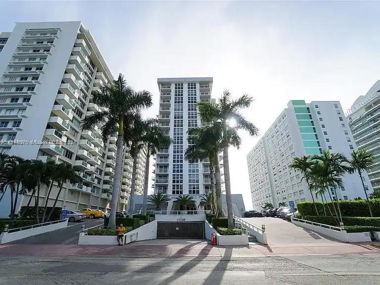 1228  West Ave #211 For Sale A11548671, FL