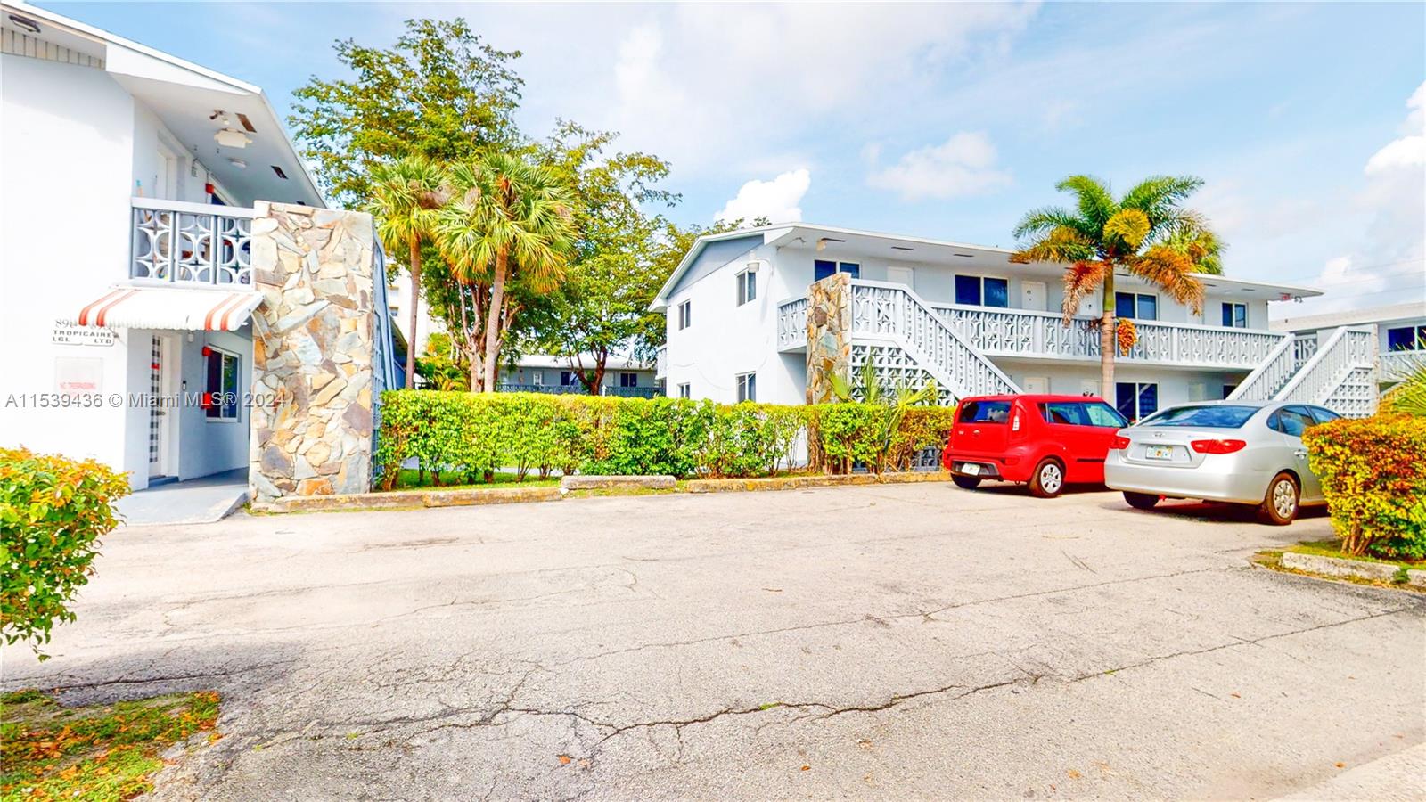 890 45 AV, Miami, FL, 33126 United States, 1 Bedroom Bedrooms, ,1 BathroomBathrooms,Residential,For Sale,45 AV,A11539436