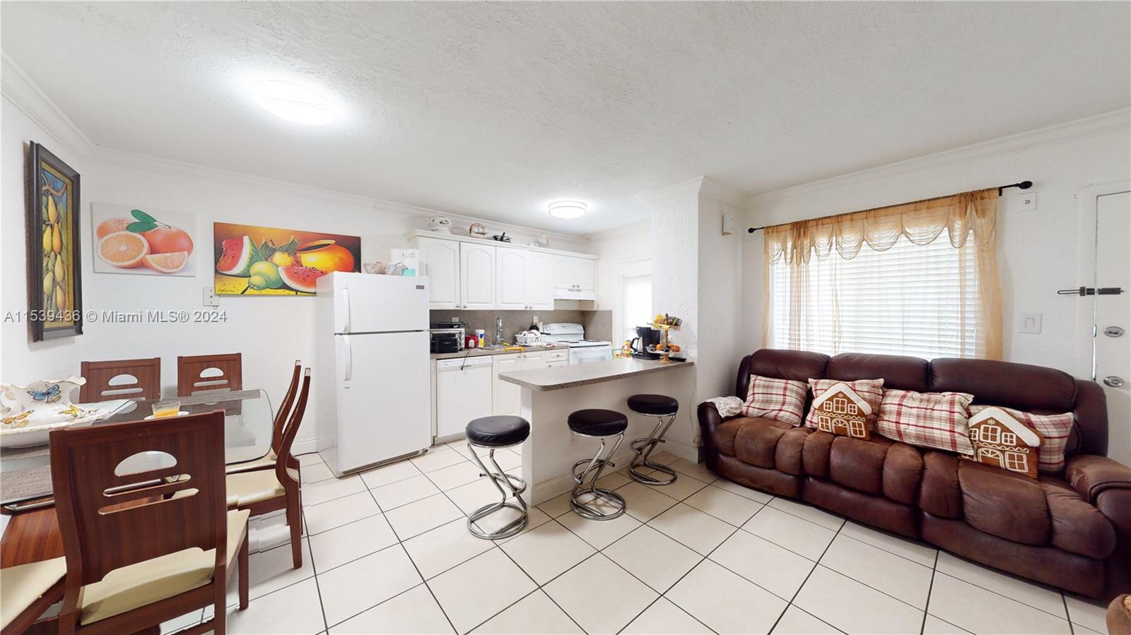 890 45 AV, Miami, FL, 33126 United States, 1 Bedroom Bedrooms, ,1 BathroomBathrooms,Residential,For Sale,45 AV,A11539436