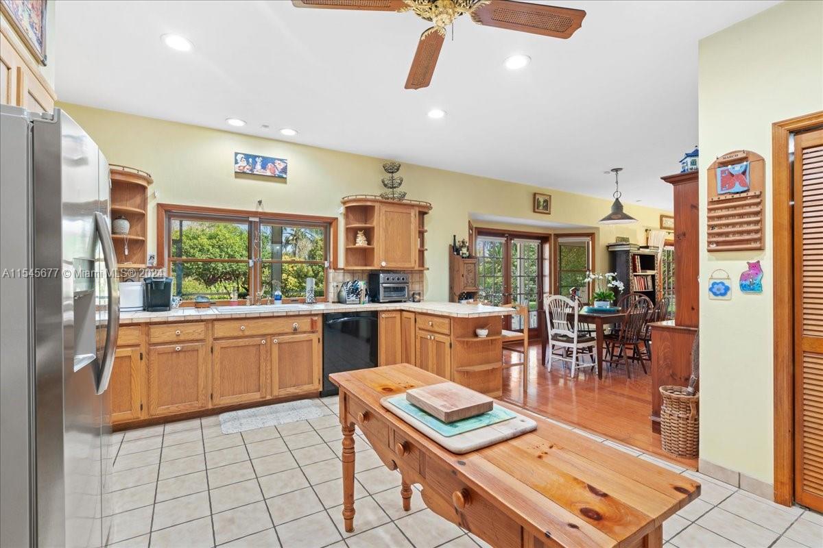 25855 SW 194th Ave, Homestead, Florida 33031, 3 Bedrooms Bedrooms, ,3 BathroomsBathrooms,Residential,For Sale,25855 SW 194th Ave,A11545677